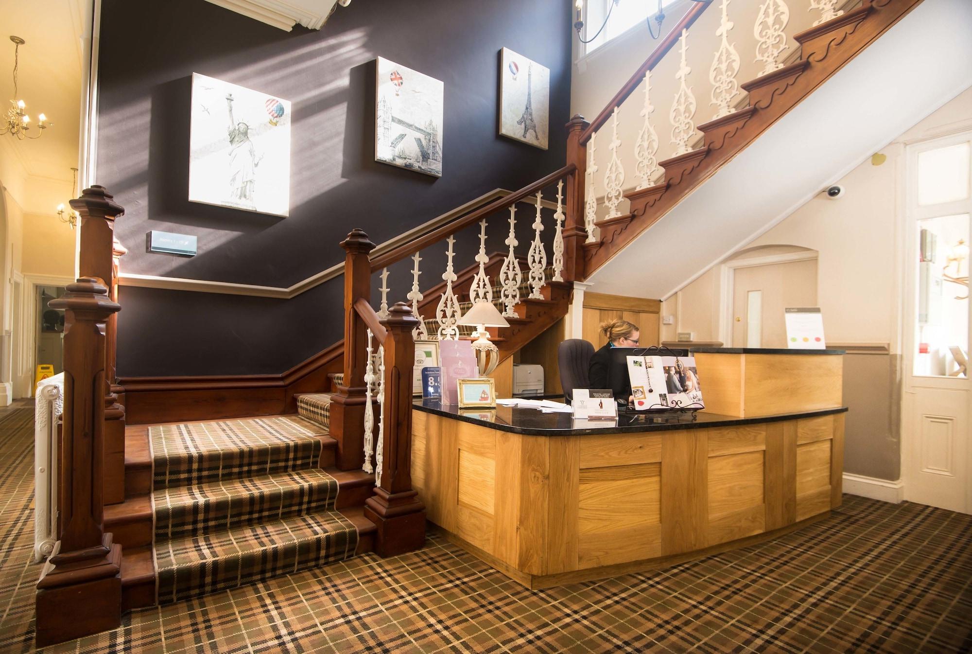 St Andrews Town Hotel Droitwich Kültér fotó