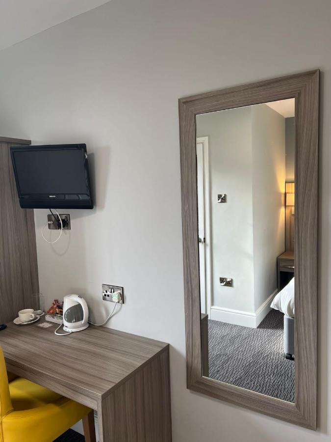 St Andrews Town Hotel Droitwich Kültér fotó