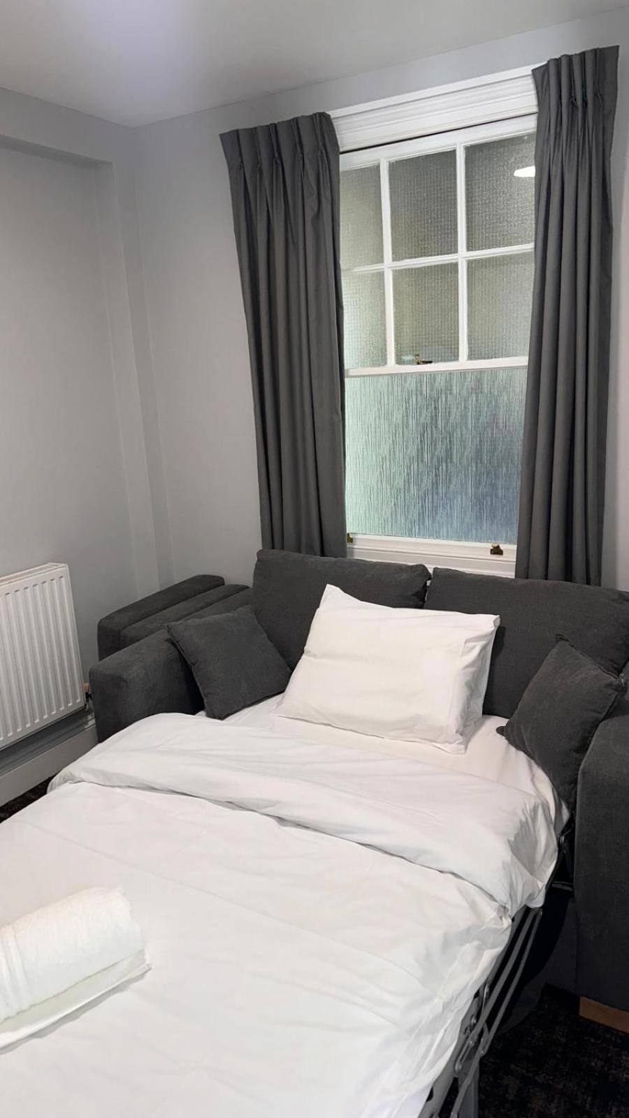 St Andrews Town Hotel Droitwich Kültér fotó