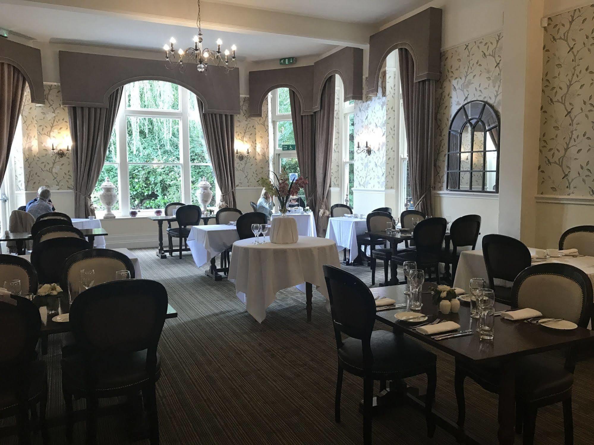 St Andrews Town Hotel Droitwich Kültér fotó