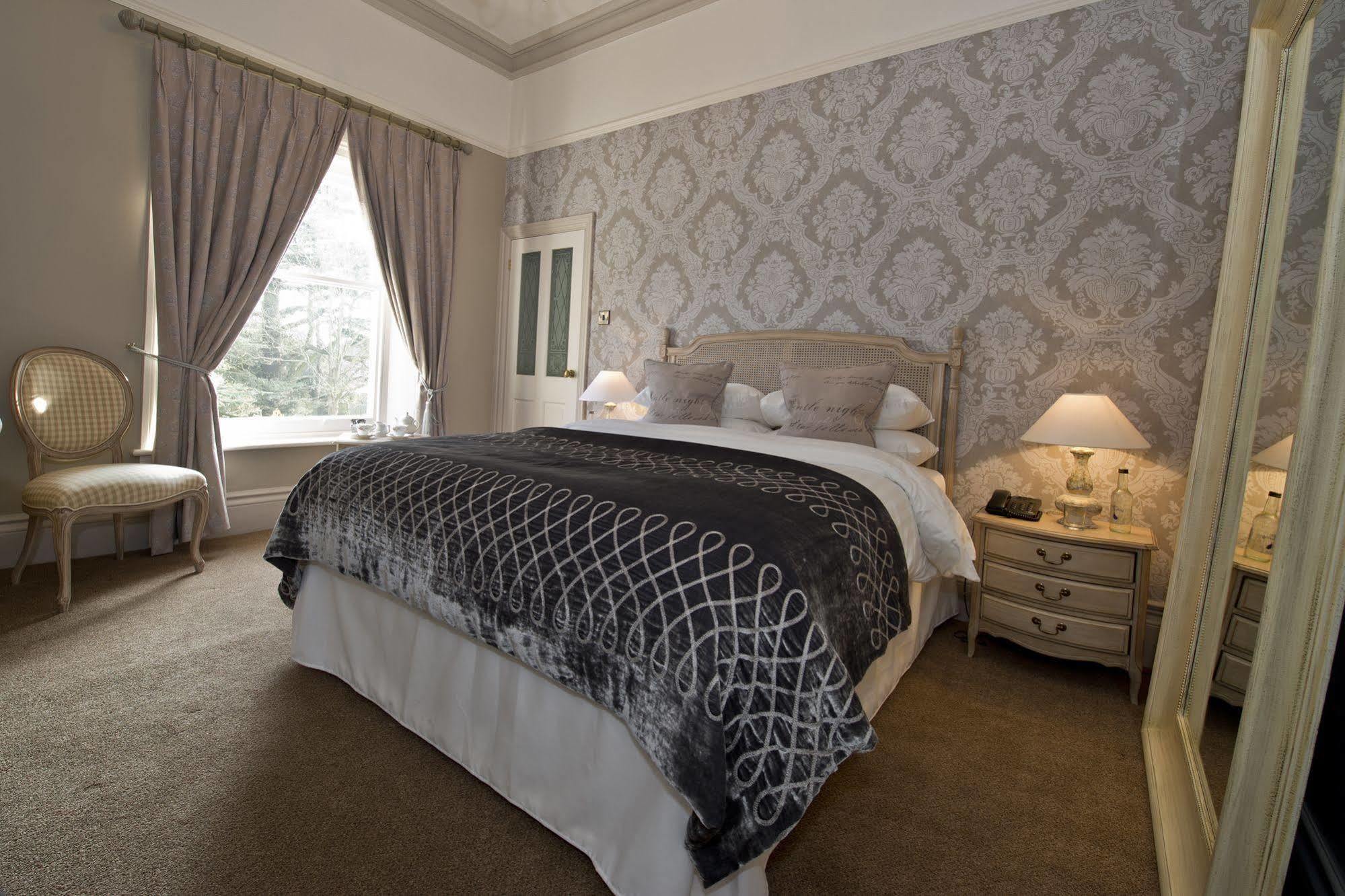 St Andrews Town Hotel Droitwich Kültér fotó